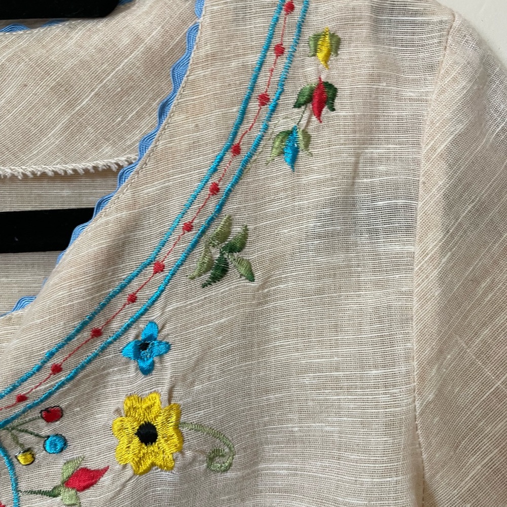 Vintage Linen Folk Embroidered 70’s Blouse - image 3